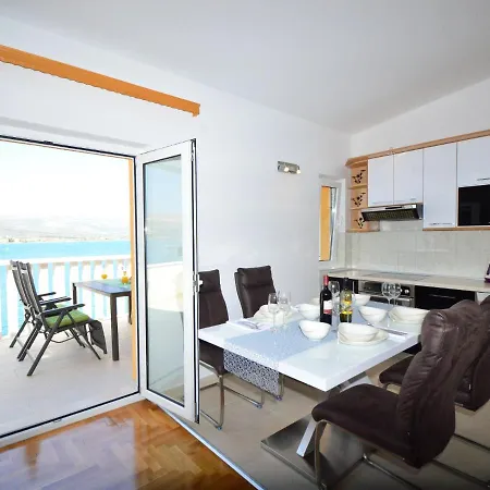 Apartmán Mornar-1 By Interhome