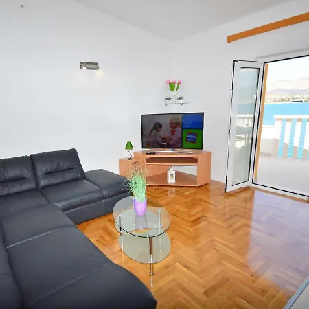 Apartman Mornar-1 By Interhome