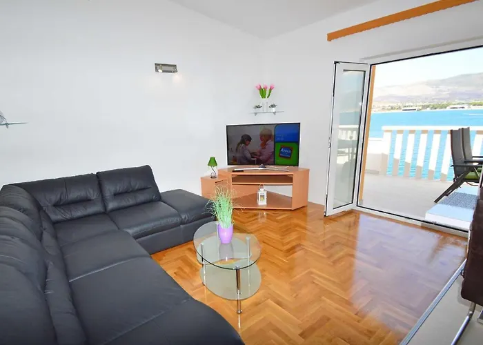 Apartamento Mornar-1 By Interhome