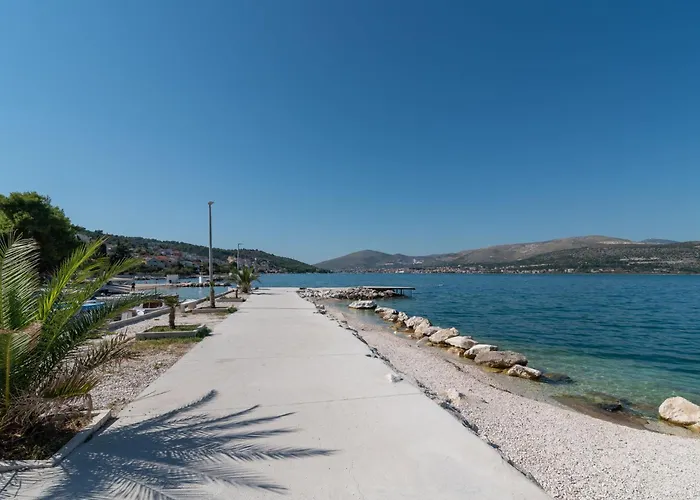 Apartmán Mornar-1 By Interhome Trogir