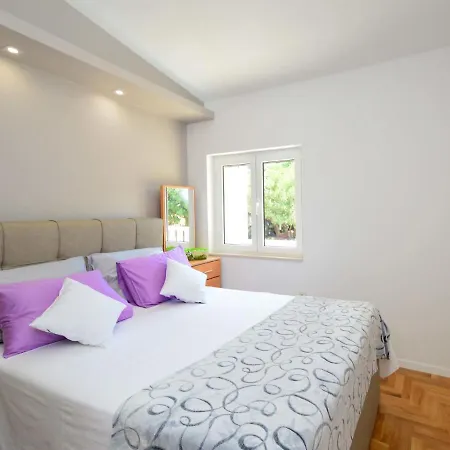 Mornar-1 By Interhome Apartament