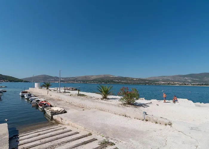 Mornar-1 By Interhome Appartement