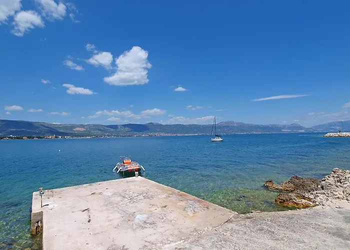 Appartement Mornar-1 By Interhome